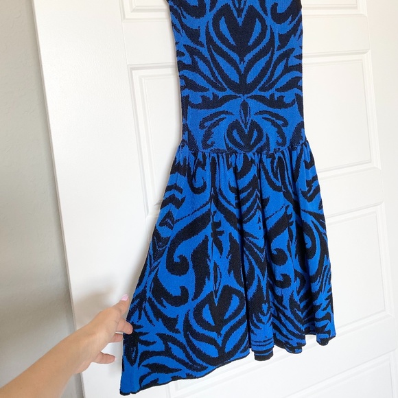 TORN BY RONNY KOBO BLUE BLACK STRETCHY MATERIAL DRESS SIZE SMALL - Picture 13 of 16